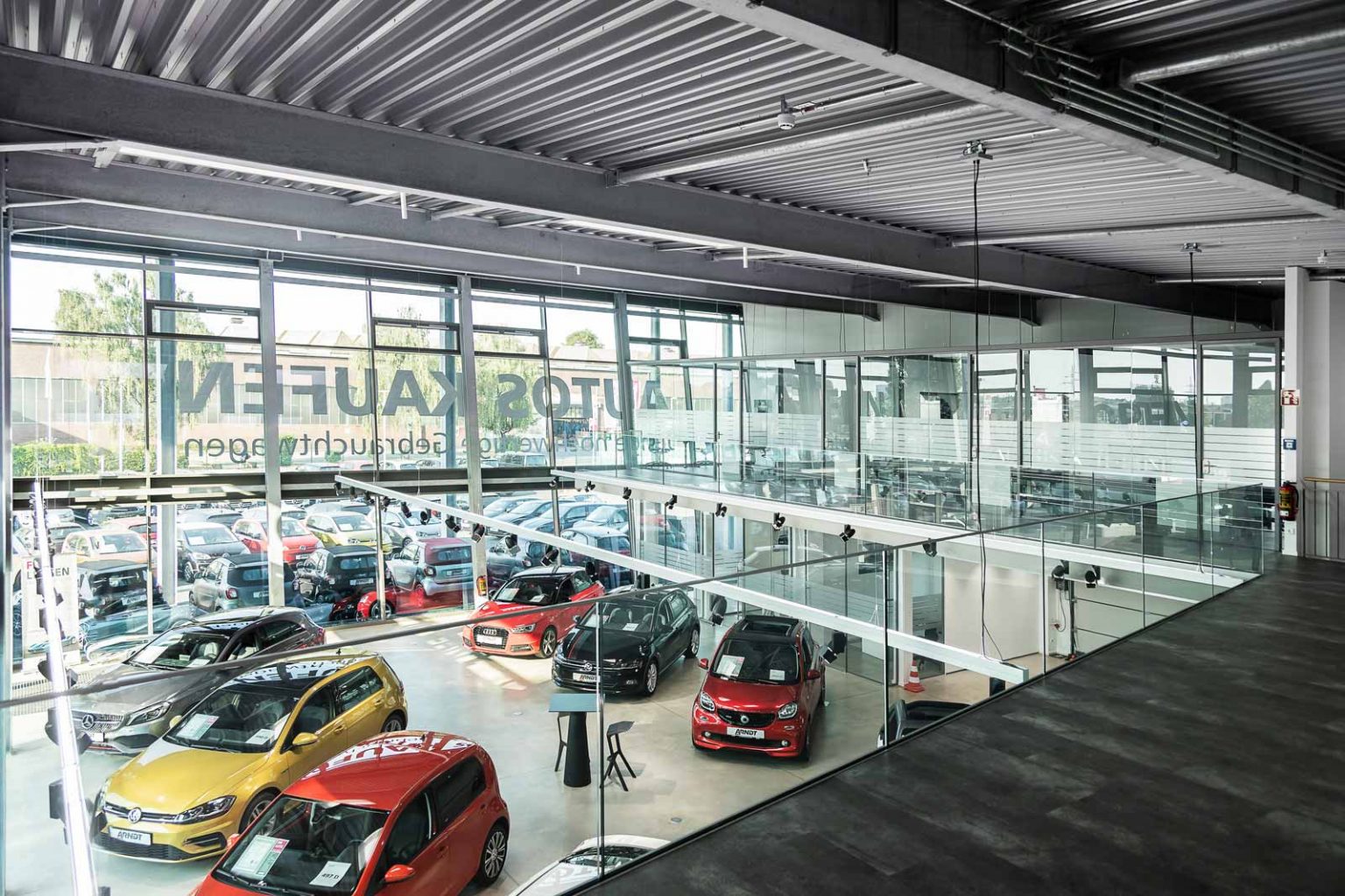 Architekturfotografie Autohaus Düsseldorf – Samuel Becker